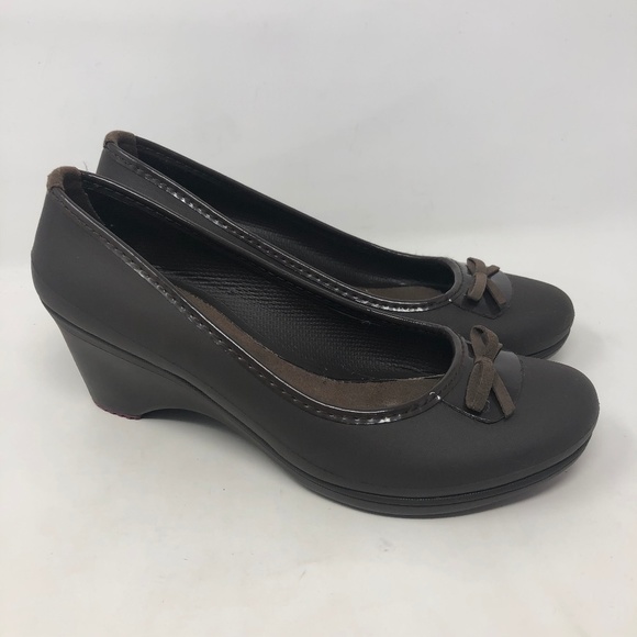 crocs wedge heels